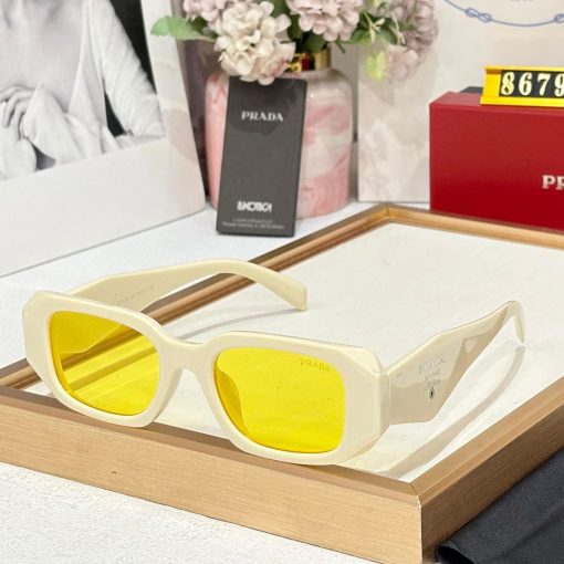 PRD Luxury Unisex Wayfarers 8679 - Image 4