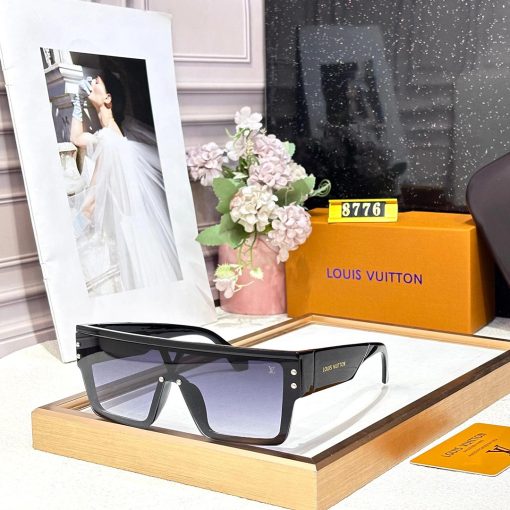 Luxury Designer 8776 Unisex Sunglasses - Image 3