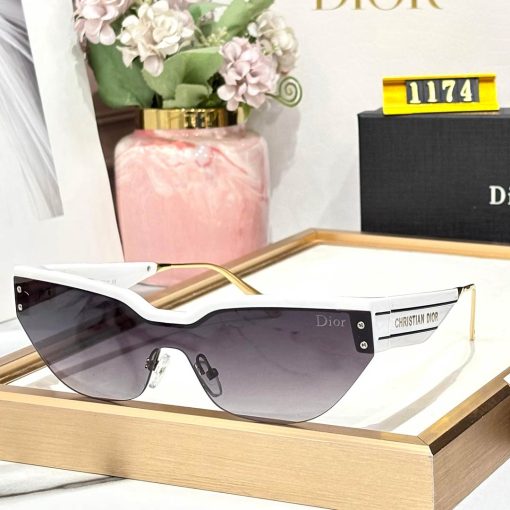 DR Luxury Premium Women 1174 Wayfarers. - Image 2