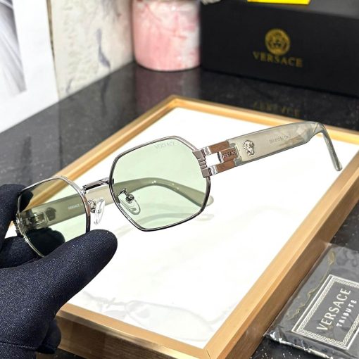 VRSC Luxe 457 Unisex Wayfarers - Image 10