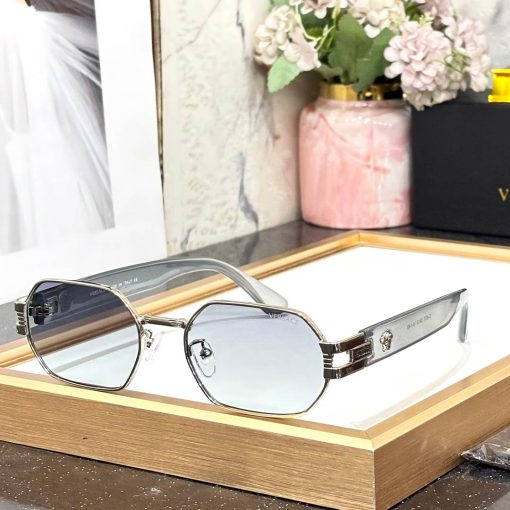 VRSC Luxe 457 Unisex Wayfarers - Image 6
