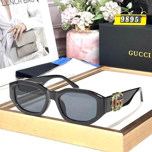 GC Luxe 9895 Women Wayfarers - Image 3