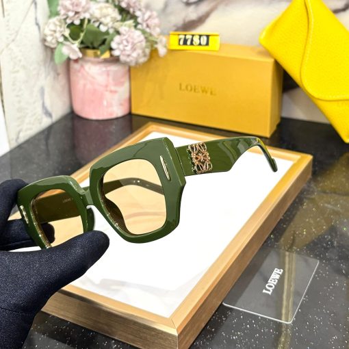 LOEWE Womens Premium 7780 Wayfarers - Image 8