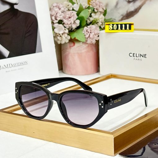 CLN Luxury Women Wayfarers 80111 - Image 3