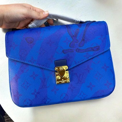 Luxury Designer Crossbody Bag - Image 5