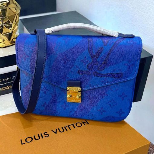 Luxury Designer Crossbody Bag - Image 7