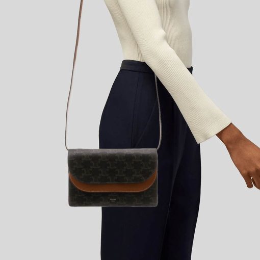 CLN WALLET ON STRAP - Image 4