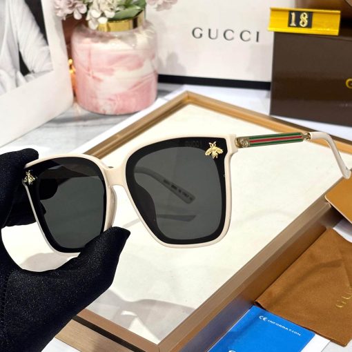GC Premium Luxury 18 Women Wayfarers - Image 9