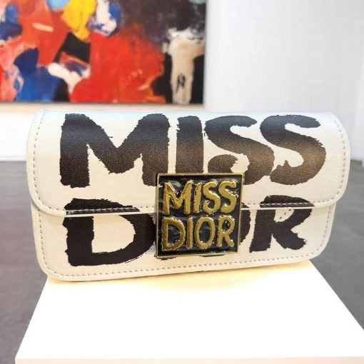 Muse Script Monogram Shoulder Bag - Image 4