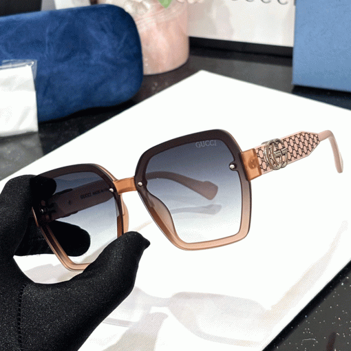 GC Premium Luxury 23137 Women Wayfarers - Image 5