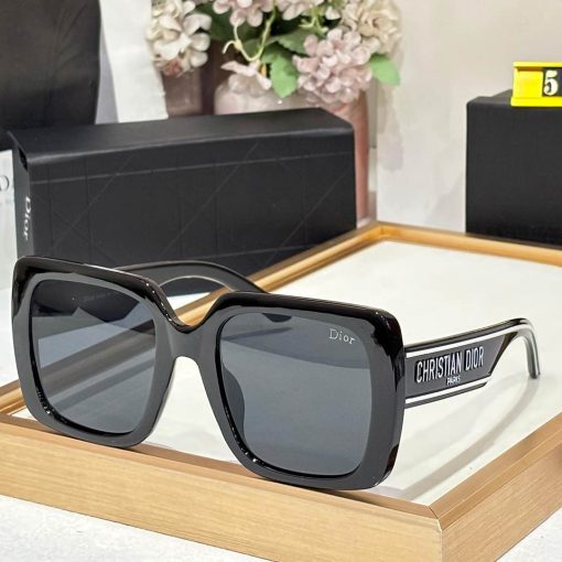 DR Premium Luxury 535 Women Wayfarers - Image 4