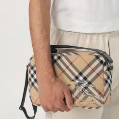 BB Iconic Check Everyday Crossbody – Beige