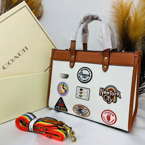 CH FIELD 30 PATCH PREMIUM TOTE BAG