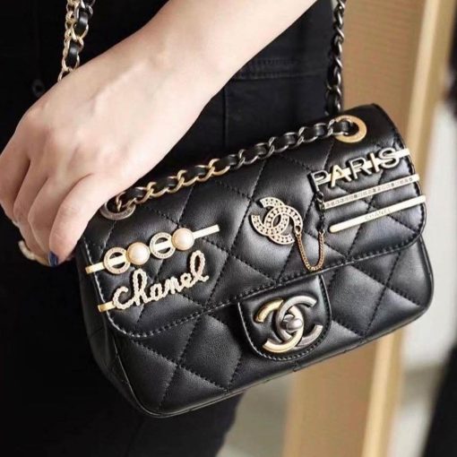 CNL MATELASSE CHARM SLING BAG - Image 3