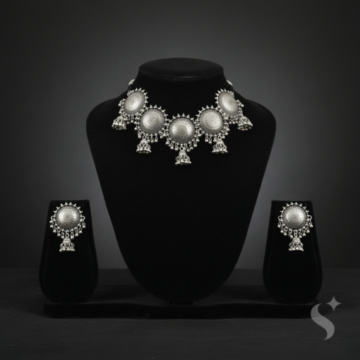 SYLVIA - Charming Circular Charms With Tassels Necklace With Earrings In Oxidized Brass Metal - Image 2