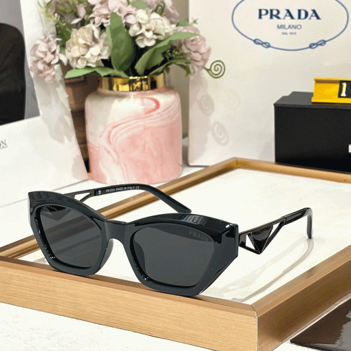 PRDA Premium Luxury 18 Women Wayfarer - Image 4