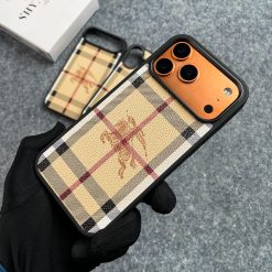Alternative view of BB Heritage Knight Plaid Case