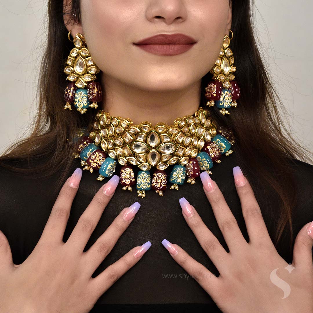 DAMINI – Jaipuri Enamel Work Dual Toned in Blue and Wine Choker Set with Kundan