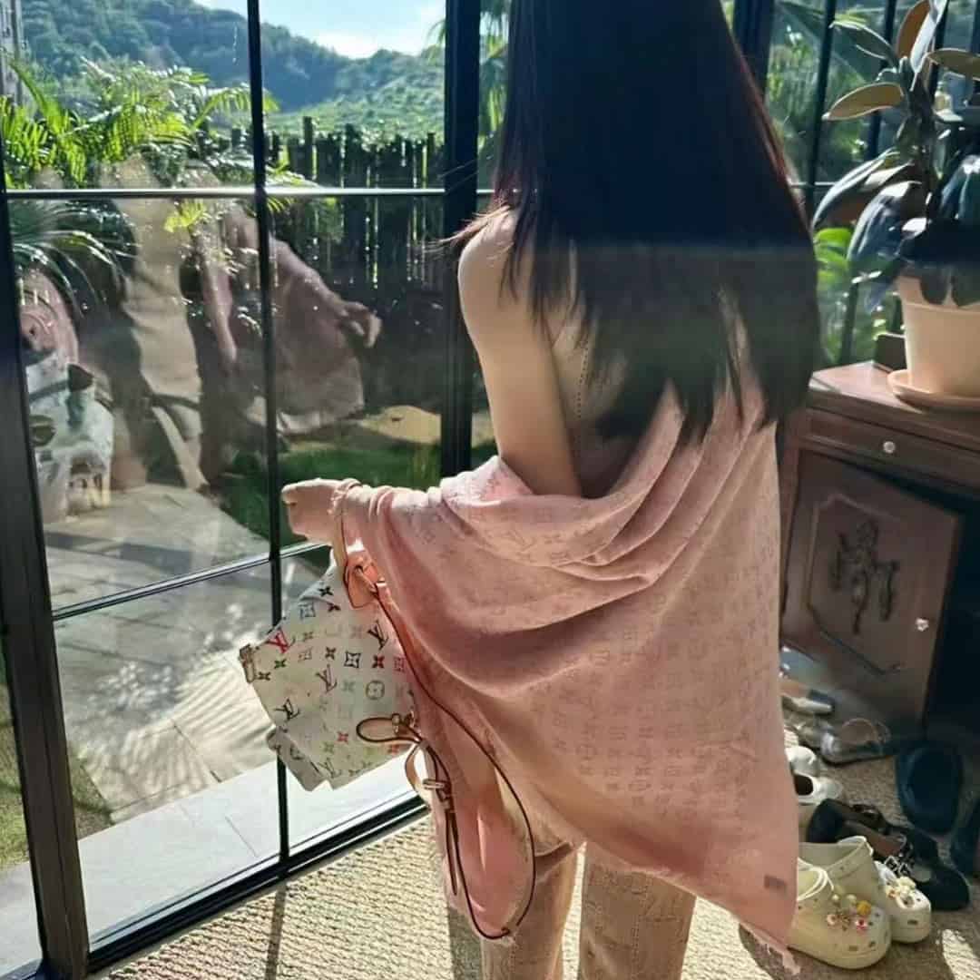 LV Classic Monogram Unisex Semi Woollen Scarf - Image 13