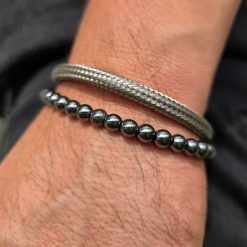 Alternative view of Sacred Silver Aura