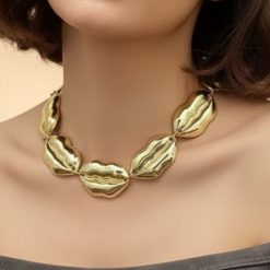 Lipcraft - Chunky Abstract Choker Necklace