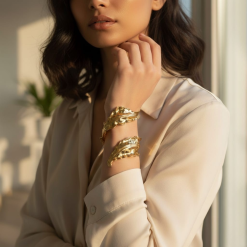 Alternative view of The Last Leaf – Gold Statement Cuff