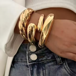 Solstice Shine - A Sculptural Gold Bangle Set