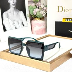 DR Luxury Premium Women 002 Wayfarers