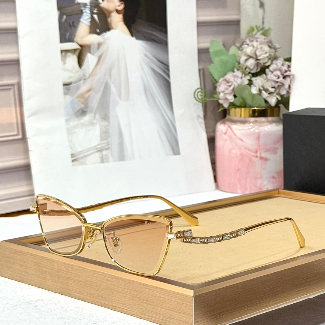 BVGRI Luxe 1804 Women’s Aviators