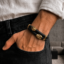 Alternative view of Obsidian - Skull Bracelet