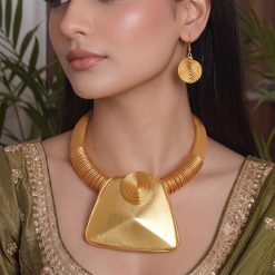 LUSTRE – MATTE GOLD TRAPEZOID NECKLACE & EARRING SET - Image 3