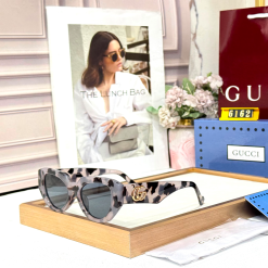 GC Premium Luxury 6162 Women Wayfarers - Image 3