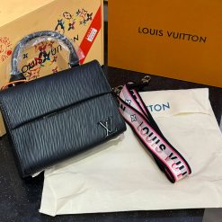 LOUIS  VUITTON CLUNY MINI HANDBAG - Image 5