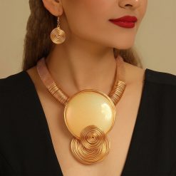 MIRELLE – GOLD STATEMENT NECKLACE & EARRINGS SET